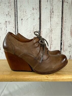 Kork-Ease Chianne Lace-Up Leather Wedge Stacked Heel Oxfords Shoes Size 6.5